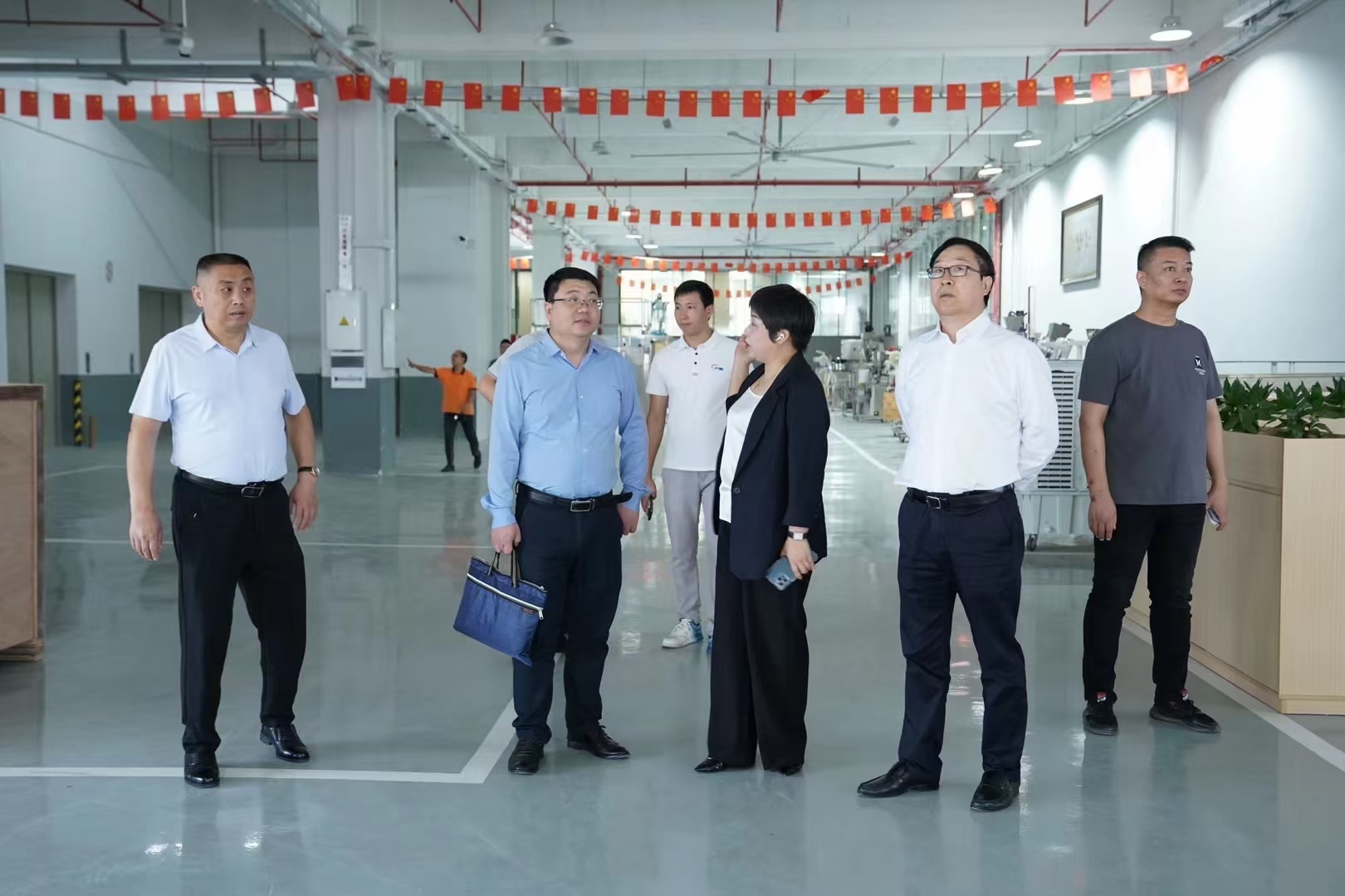 微信图片_20250523165923 微信图片_20250523165923